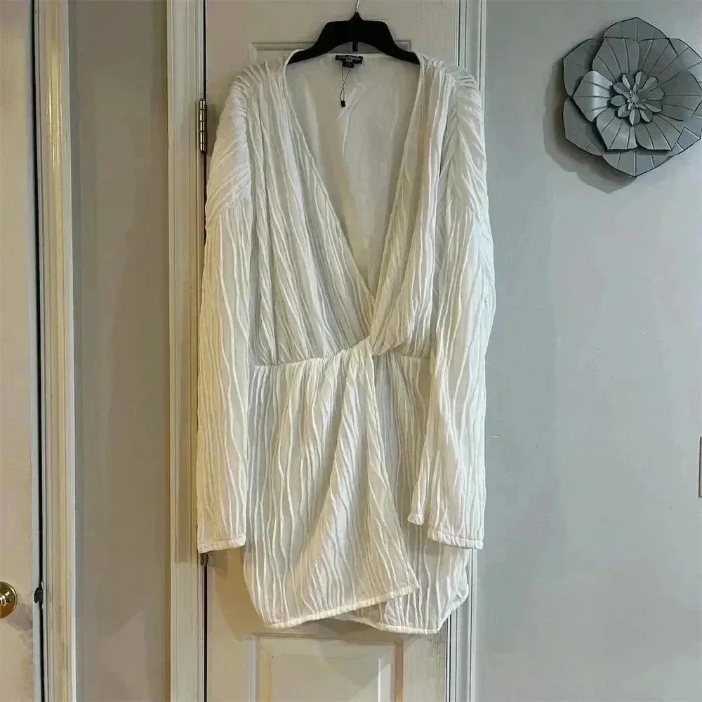 PrettyLittleThing Plus Size 22 White Wrap Front Knee Length Dress